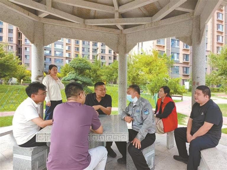 《化“陌邻”为“睦邻” 聚“微光”成“星河”——以邻里互助重塑社区共同体赋能基层善治》